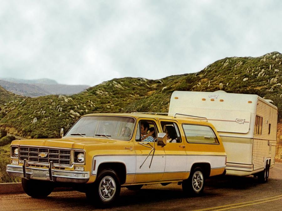  Chevrolet Suburban 1977 года  (фото 5 из 6)